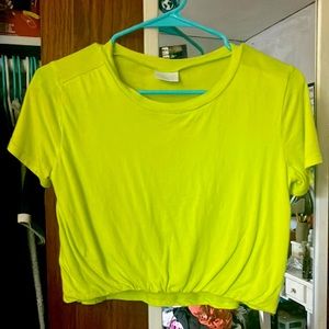 Abound 2XS shirt Shrek light green has a little scrunch on the bottom in the